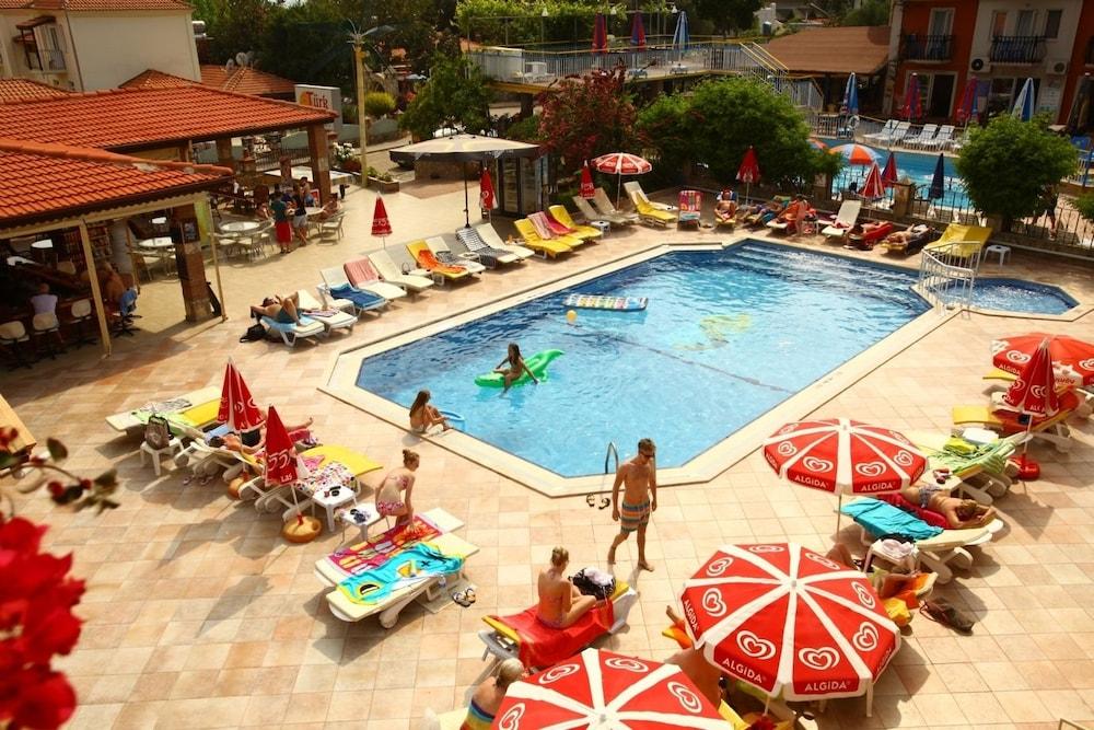 Turk Hotel Ölüdeniz Extérieur photo